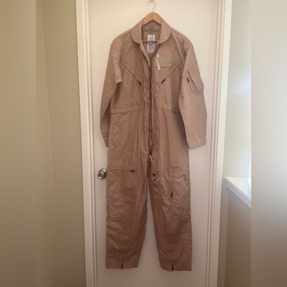 US Military CWU-27/P Nomex Flight Suit 380 Pilot Coverall 44S Flame Resistant